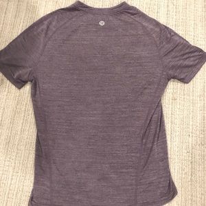 Men’s lululemon workout shirt